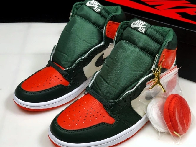 SoleFly High AV3905-138 Retro OG Orange 1 Fir-Team Air x Sail Jordan 0819
